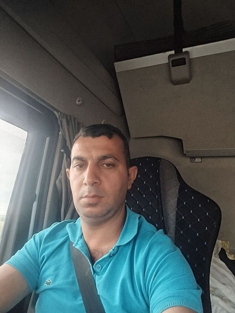  ,   Sercan, 36 ,   ,   