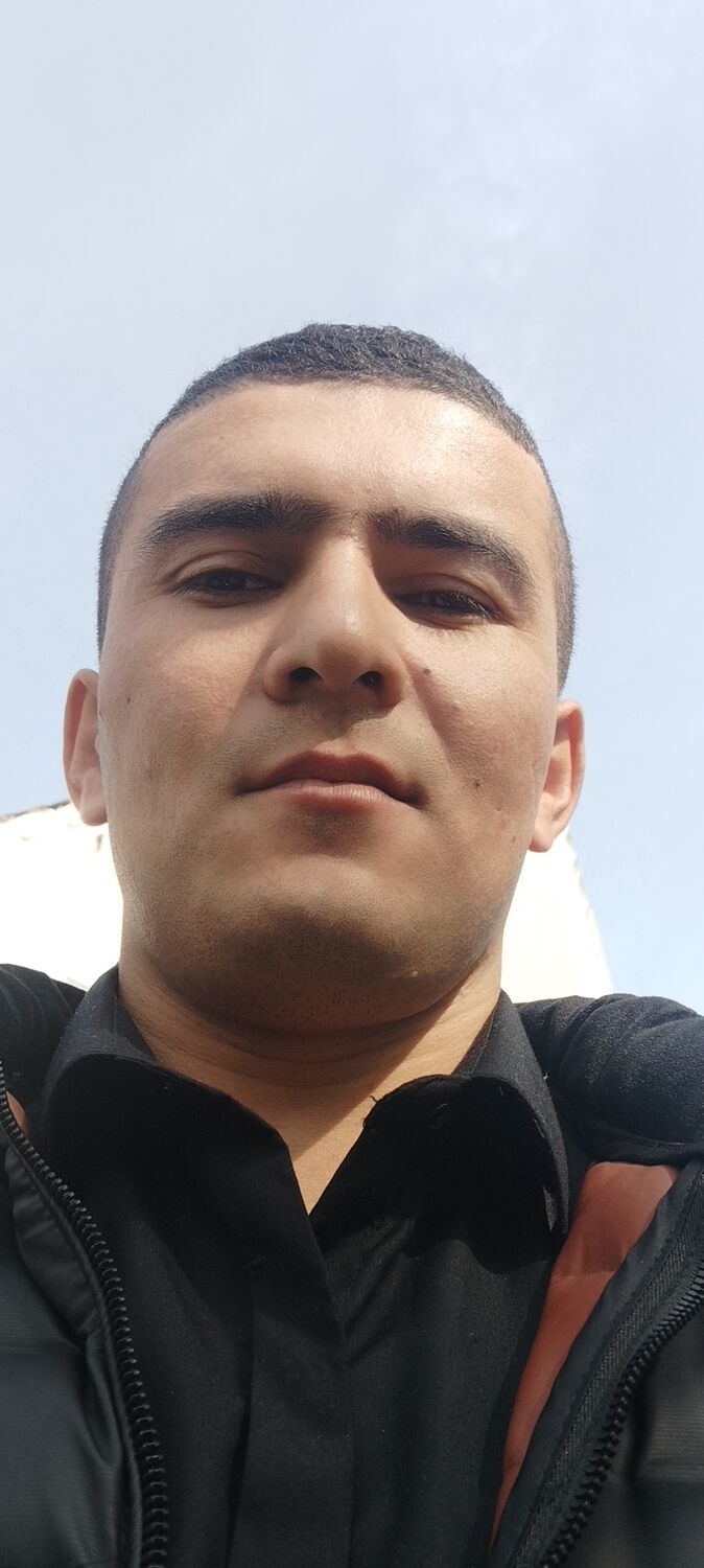  30569271  Jasur, 32 ,    