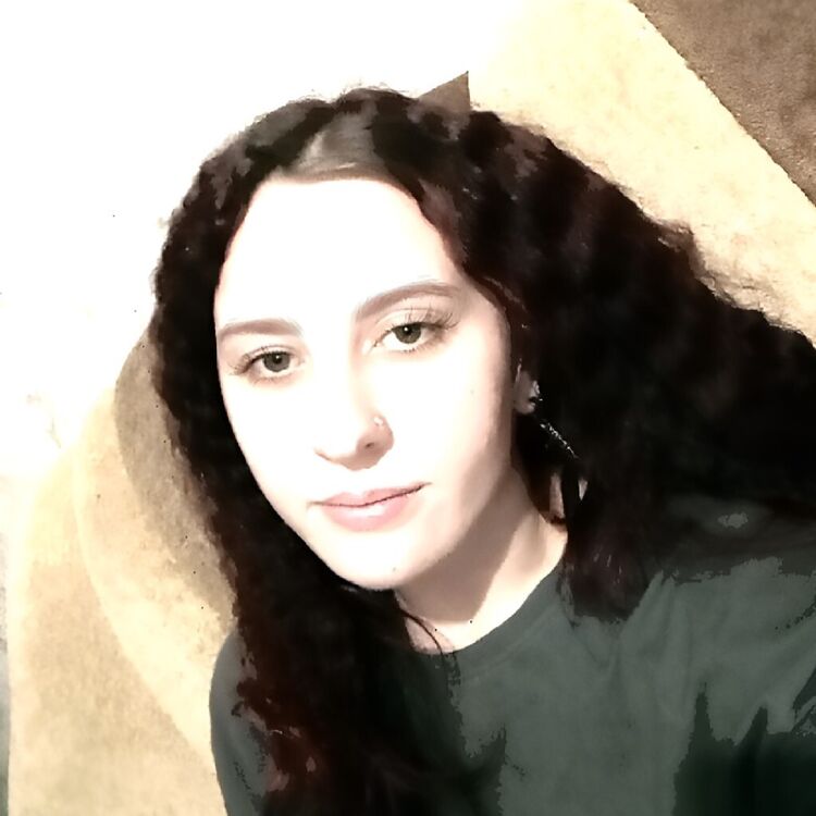  48815101  Victoria, 19 ,    