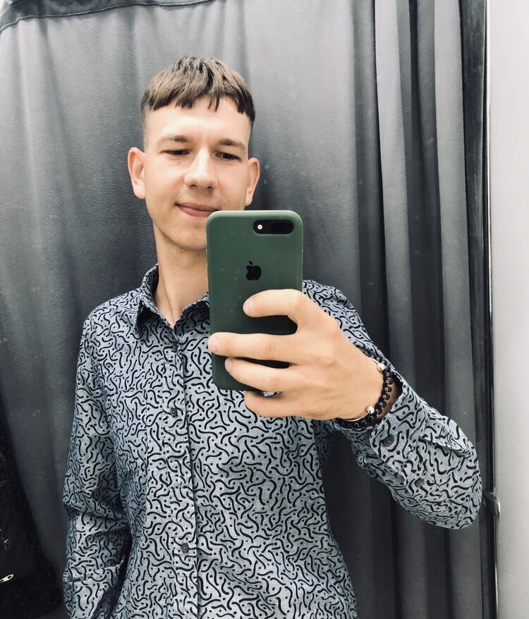  52248811  , 26 ,    