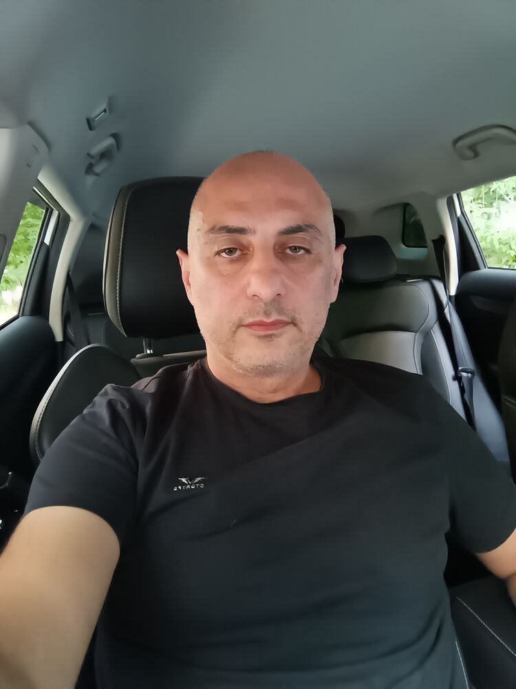 52582931  , 49 ,    