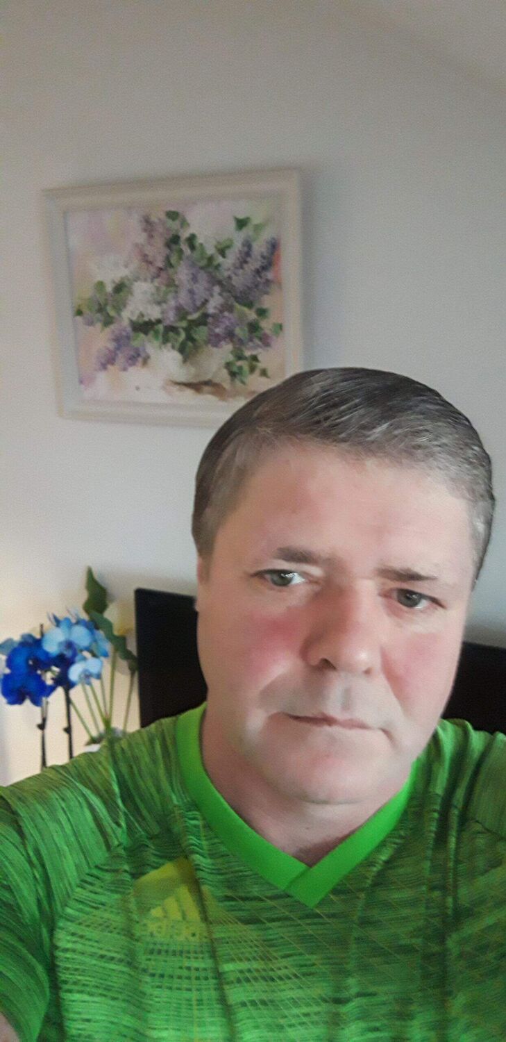  51590321  Sergej, 44 ,    Esslingen