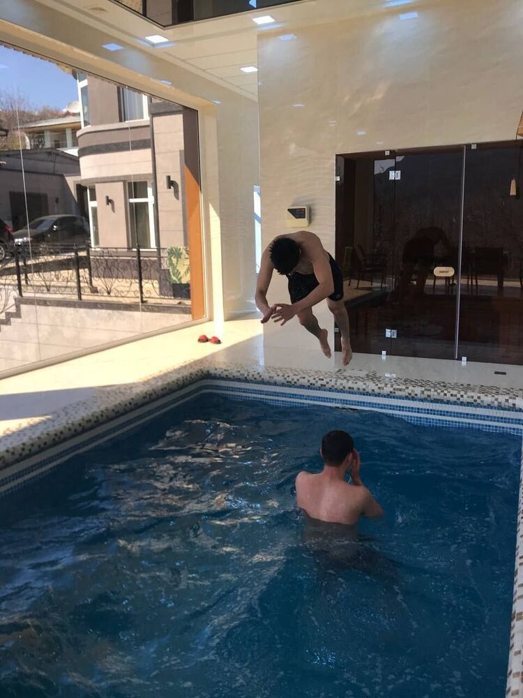  23995381  Anvar, 27 ,    