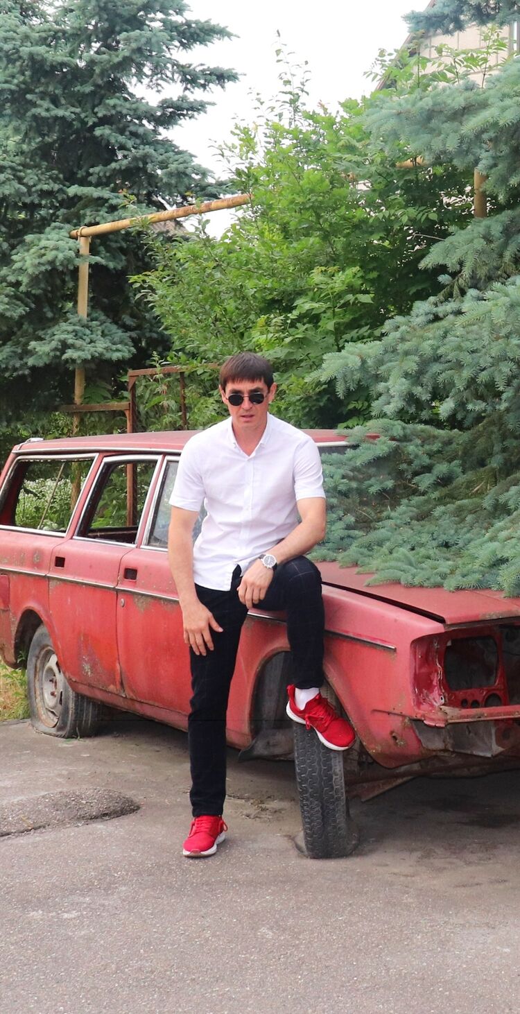  ,   Sergei, 43 ,   ,   , 