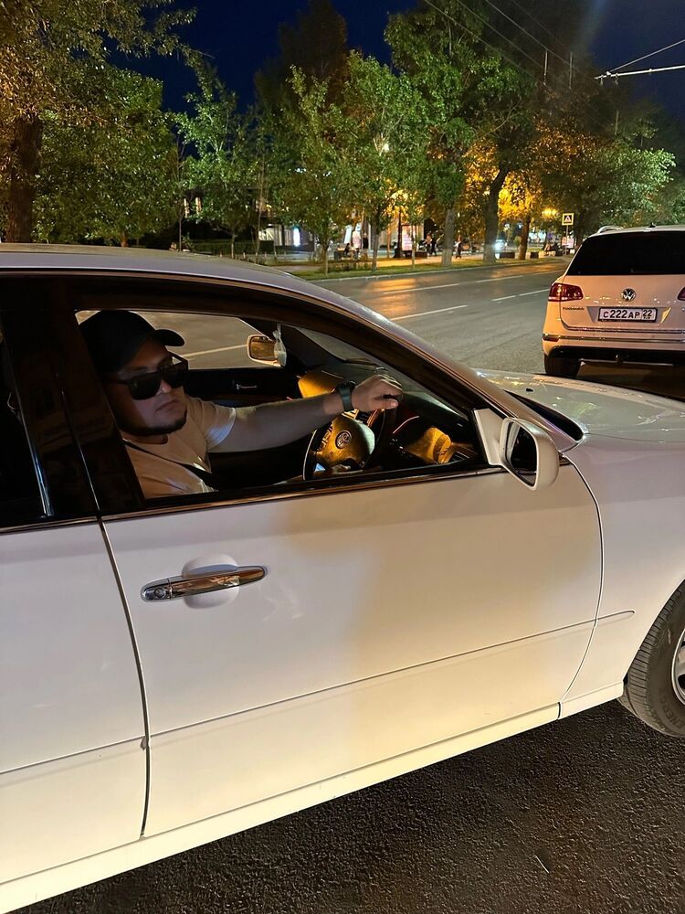 ���� 49303851 ����� �����, 24 ����, ���� ���������� � �������������