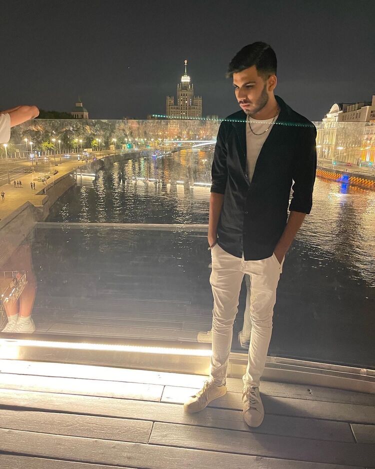  ,   Raj, 26 ,   ,   