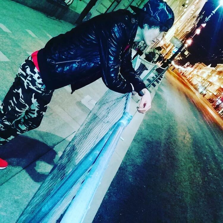  27868281  , 30 ,    -