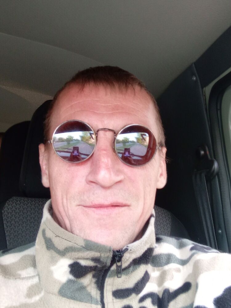  52453021  , 45 ,    