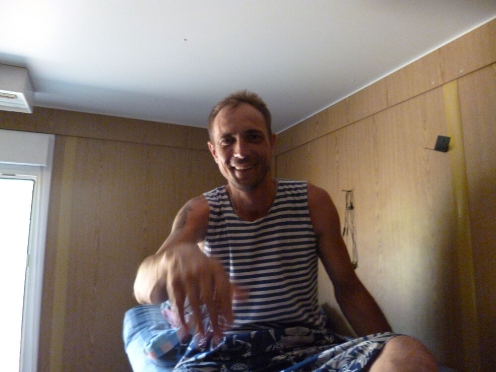  45007941  , 47 ,    