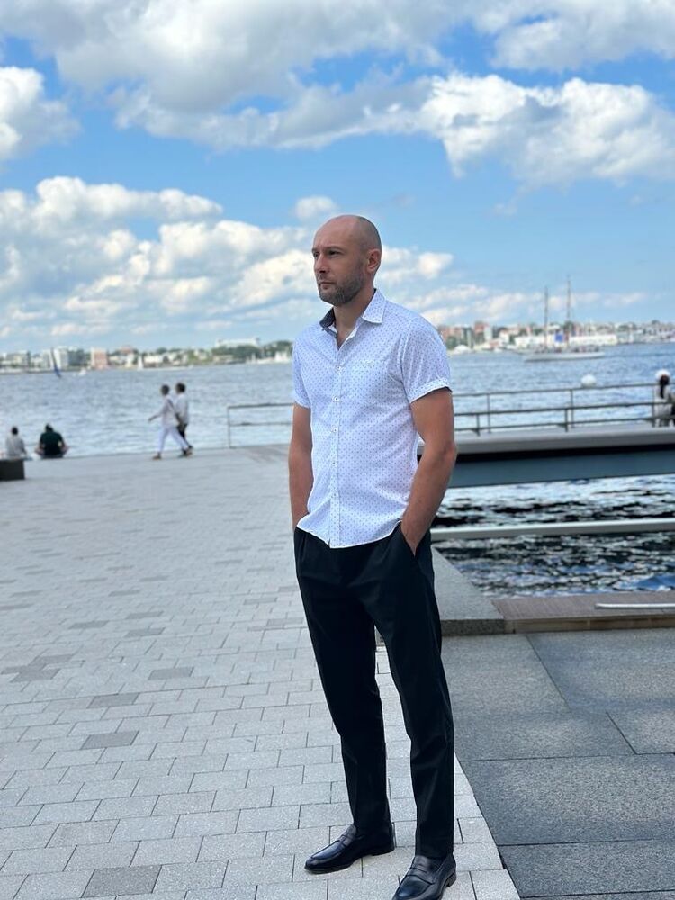  53422491  Artem, 40 ,    Quincy