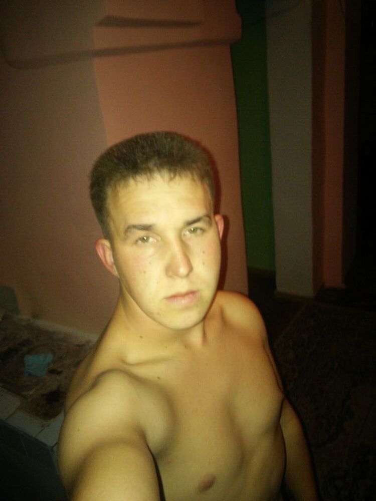  7480091  Aleks, 34 ,    