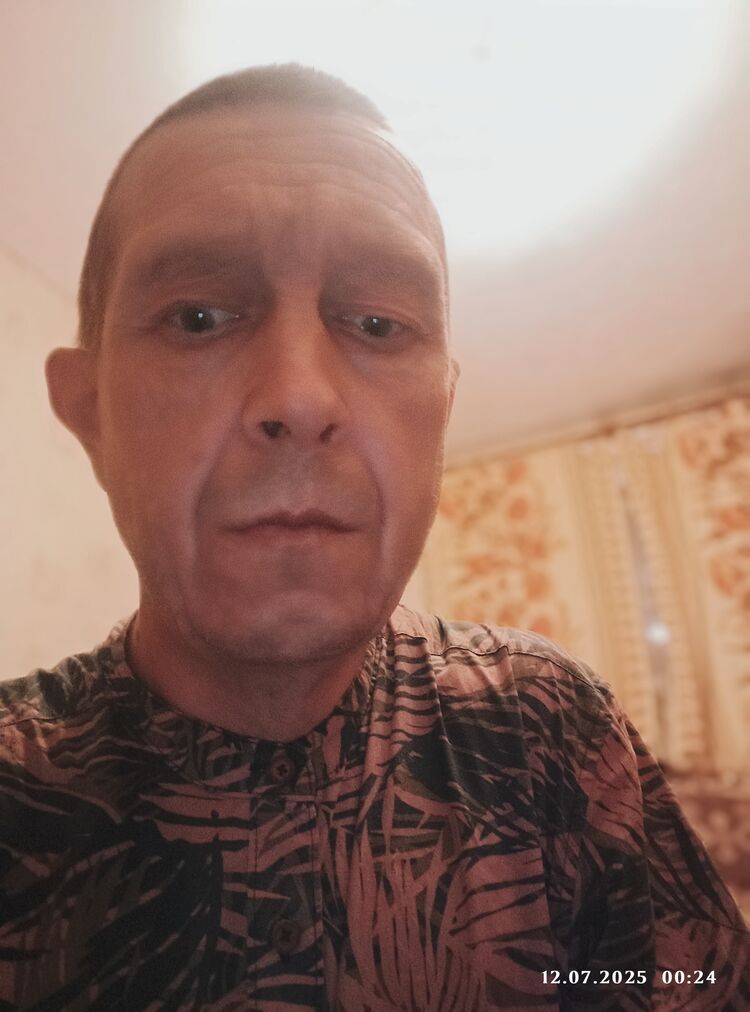  52904731  , 45 ,    