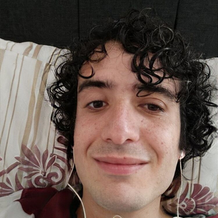  -,   Deniz, 27 ,   ,   , c , 