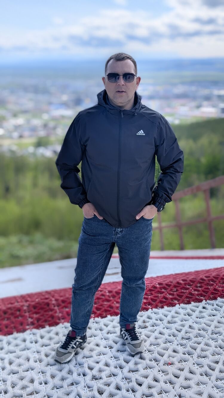  52574771  Oleg, 38 ,    