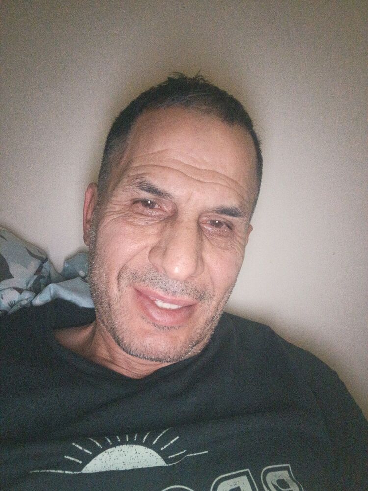  54510931  Metin, 41 ,    