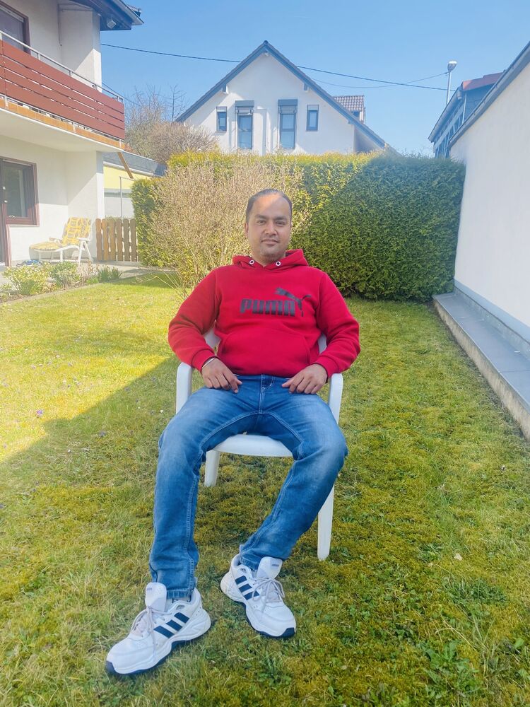  31577511  Harry singh, 39 ,    