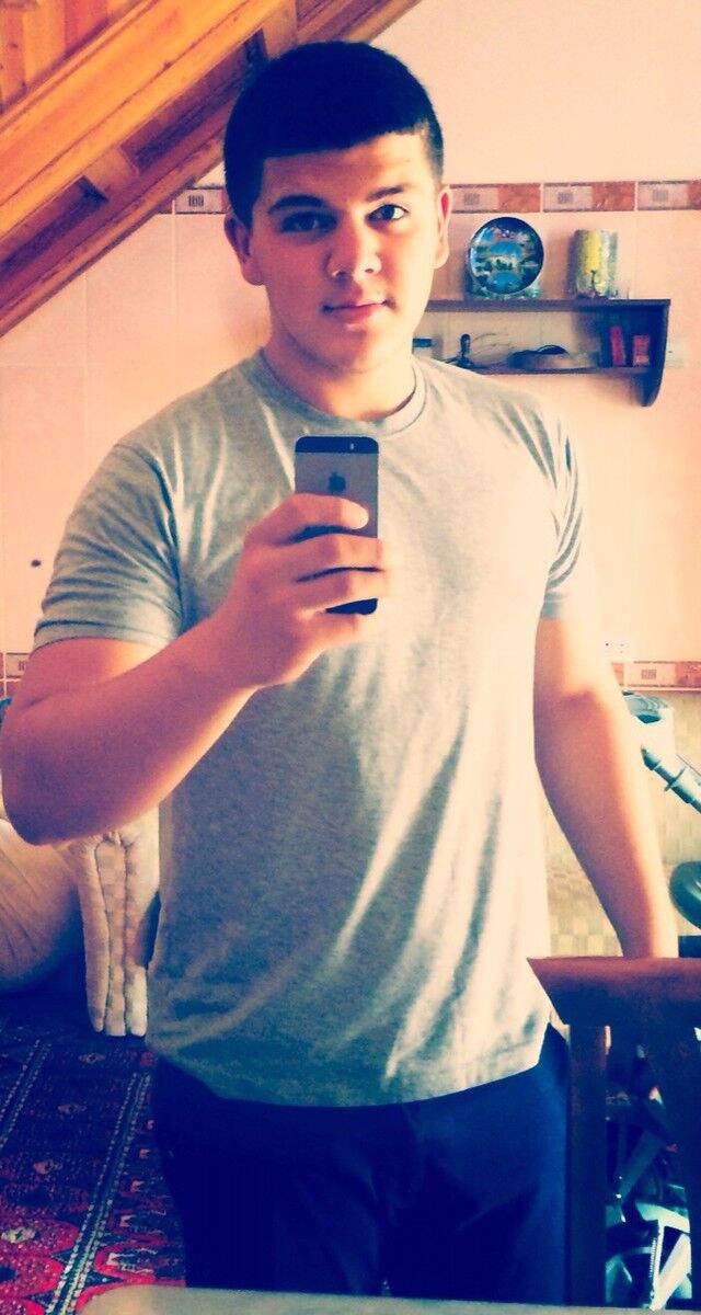  4955191  Muhammad, 34 ,    