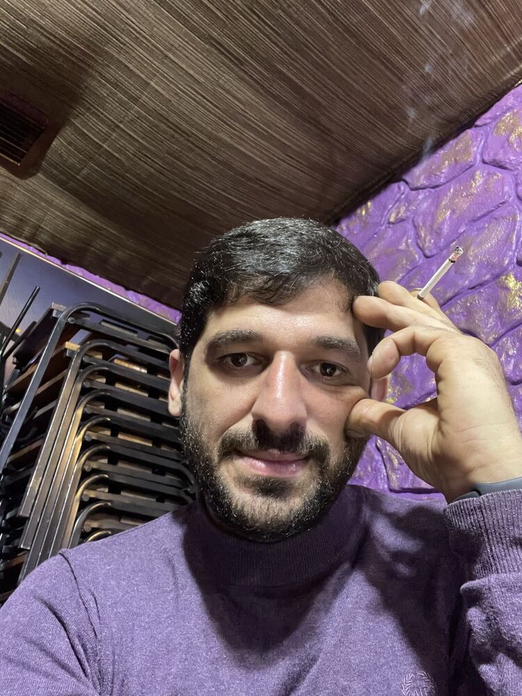  31095501  Ramin, 44 ,    
