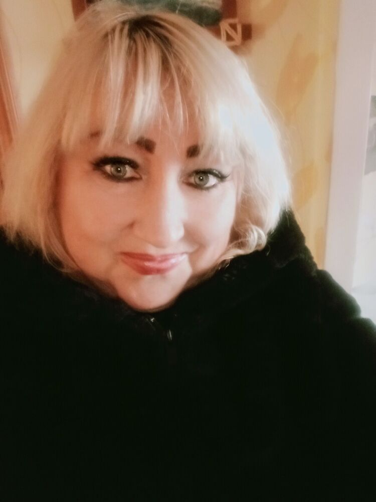  21929541  Larissa, 57 ,    