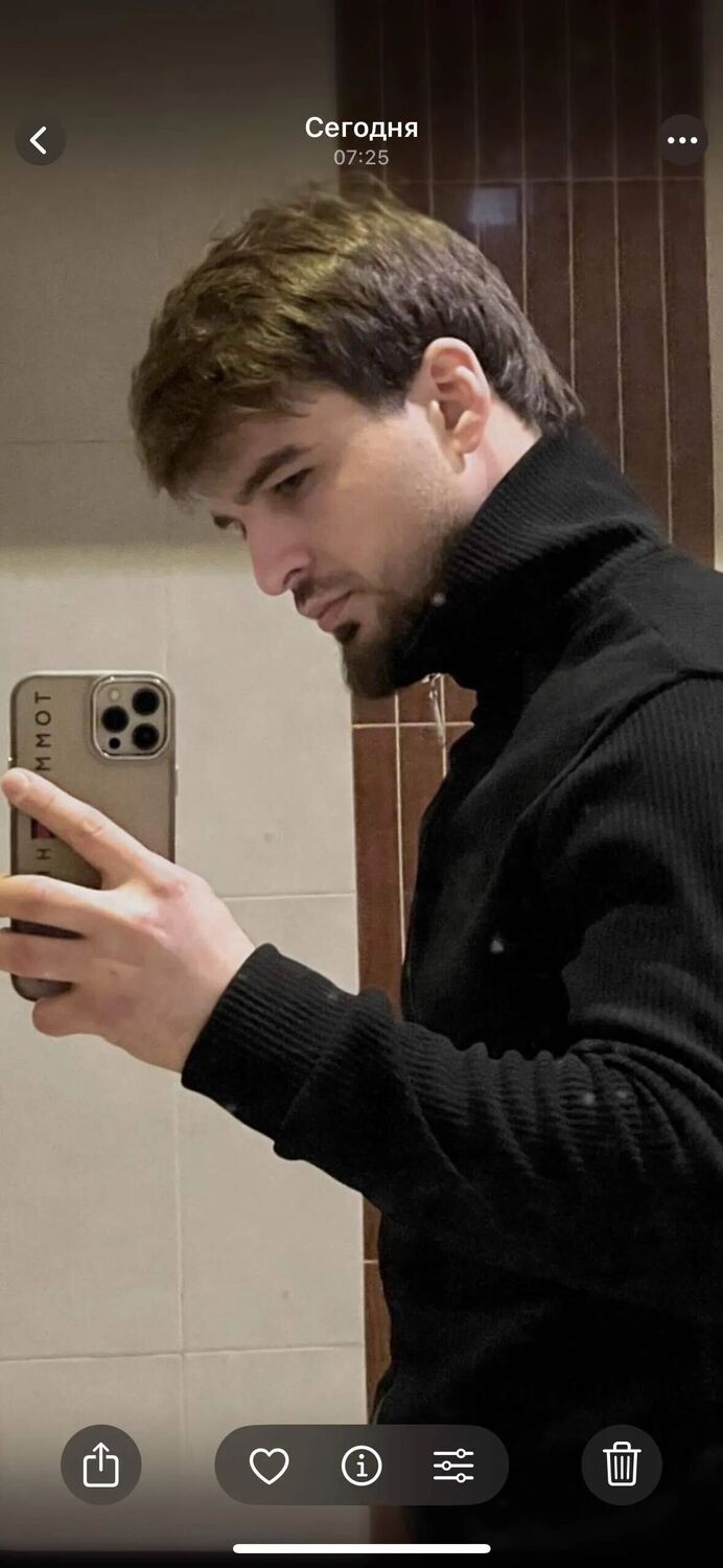  54136421  , 31 ,    --