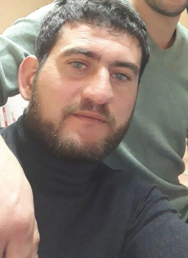  -,   Art Chxko, 34 ,   ,   