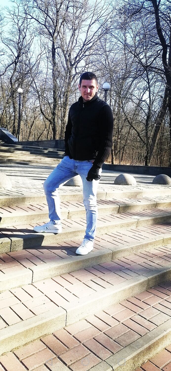  43546171  , 41 ,    --