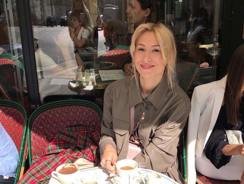  38945561  Anna, 32 ,    Sundbyberg