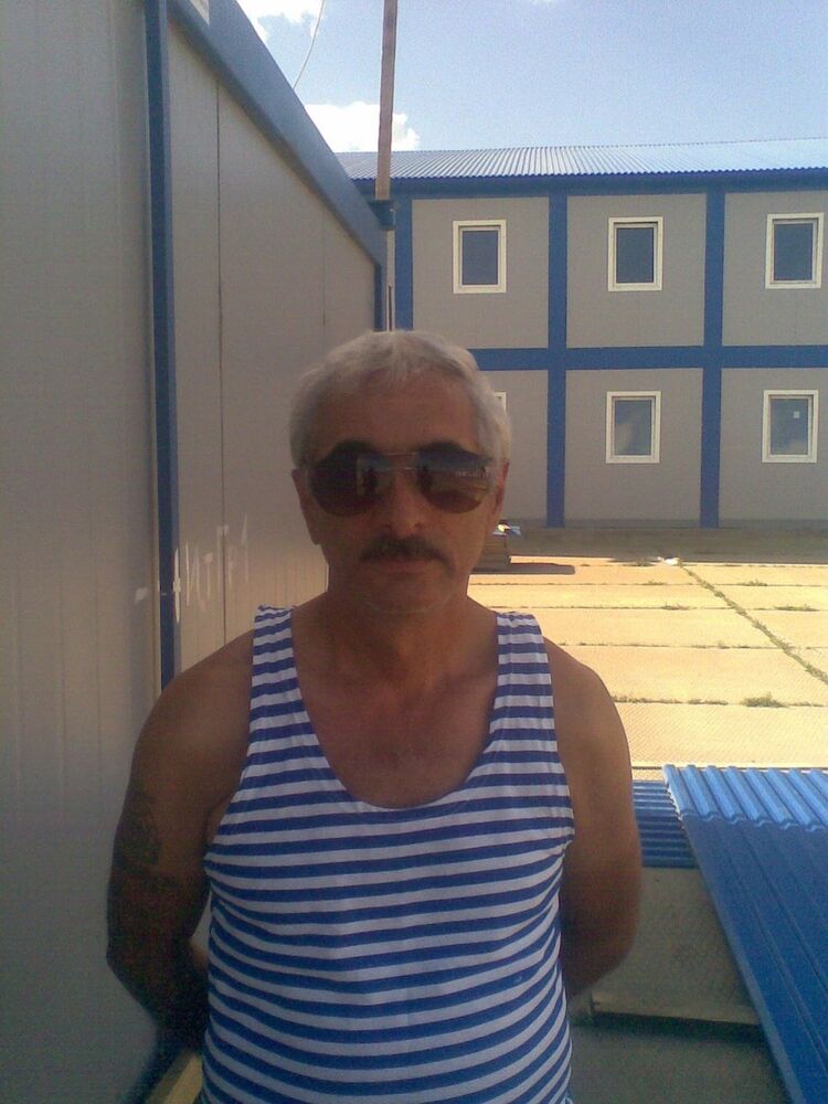  11349631  Gena, 64 ,    