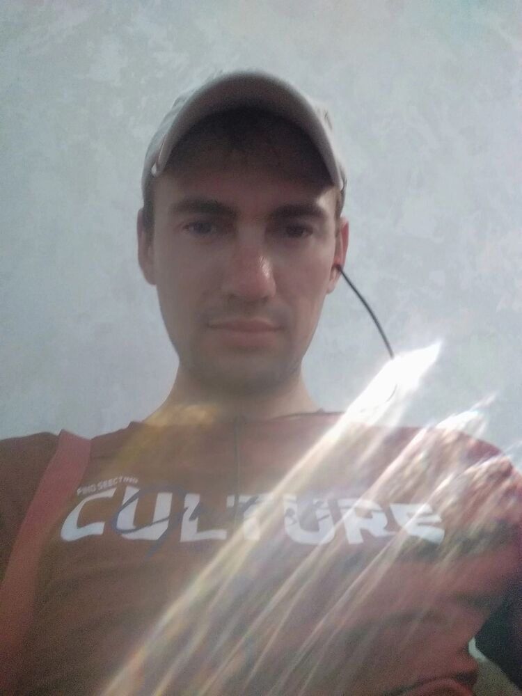  33602951  Alex, 37 ,    