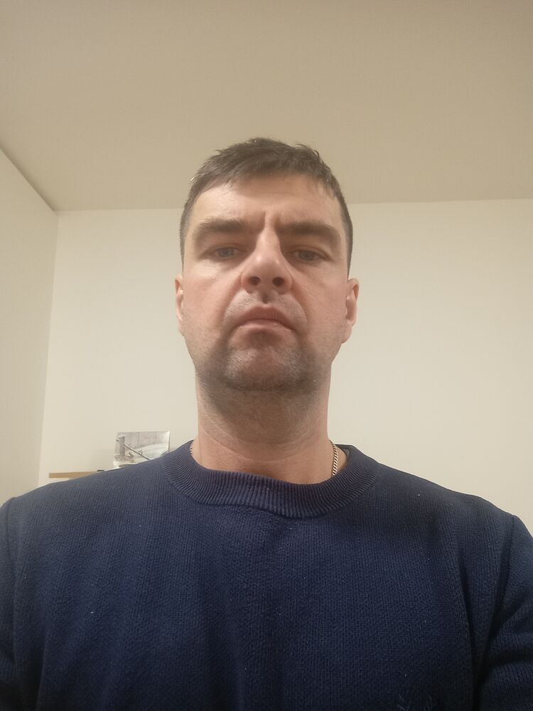  48599571  Hryhorii, 41 ,    