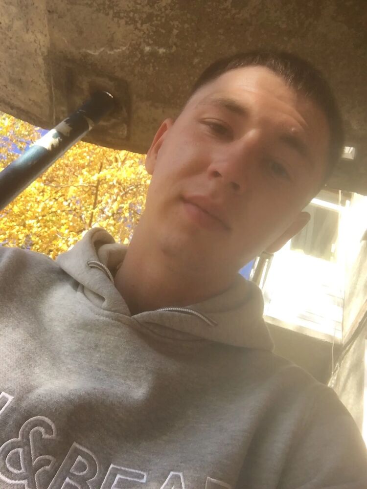  31318971  , 28 ,    