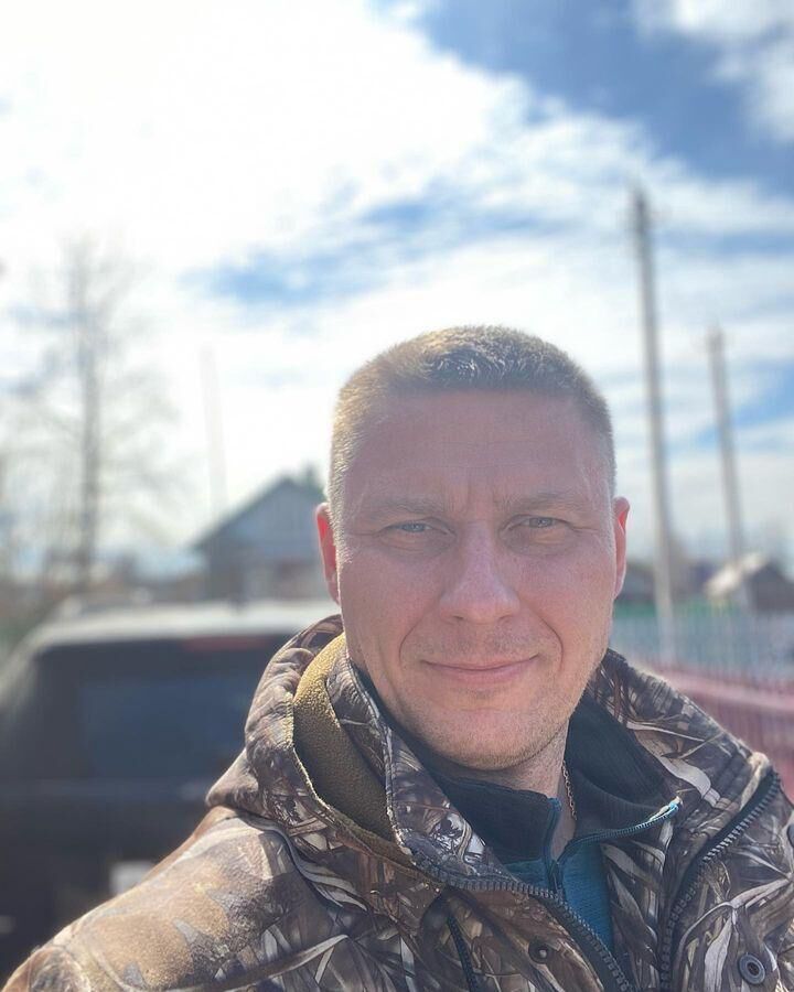  47461851  Stephen, 58 ,    