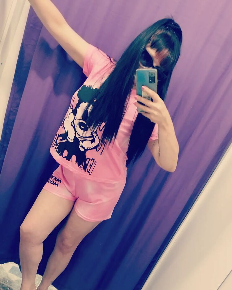  52190401  Lana, 40 ,    