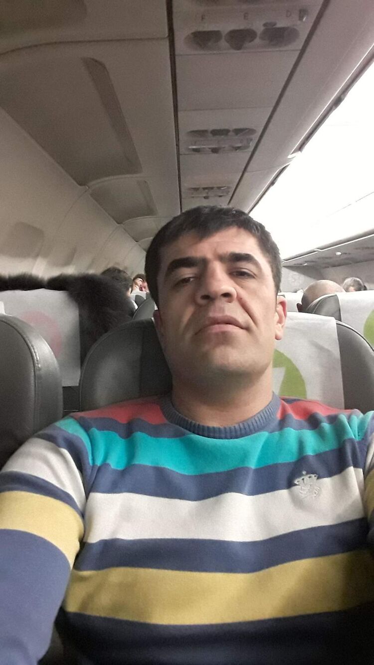  38446581  , 40 ,    