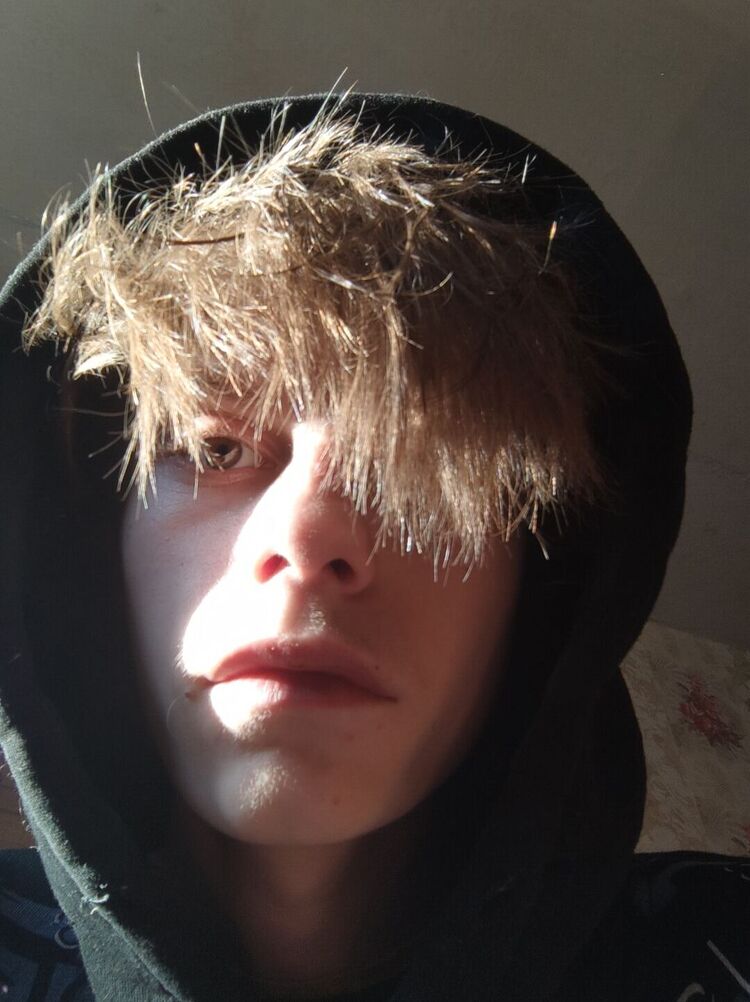  ,   Sergey, 20 ,   