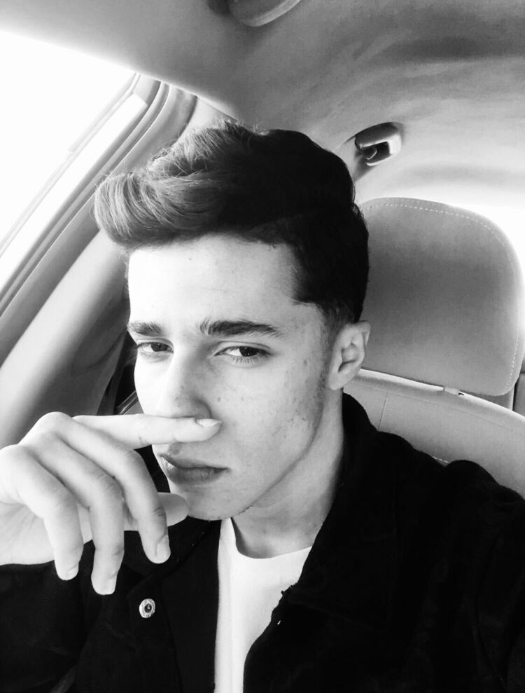  ,   Hamad, 21 ,   ,   