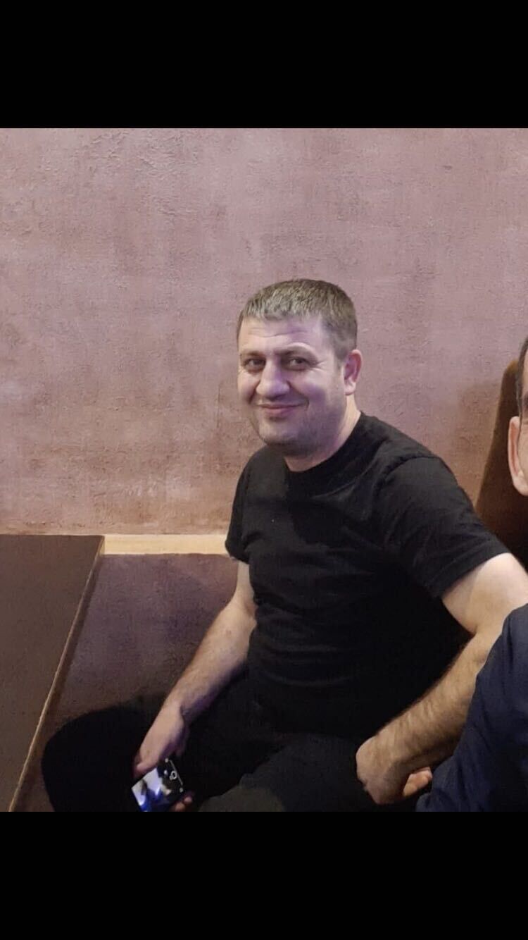  35592201  , 47 ,    
