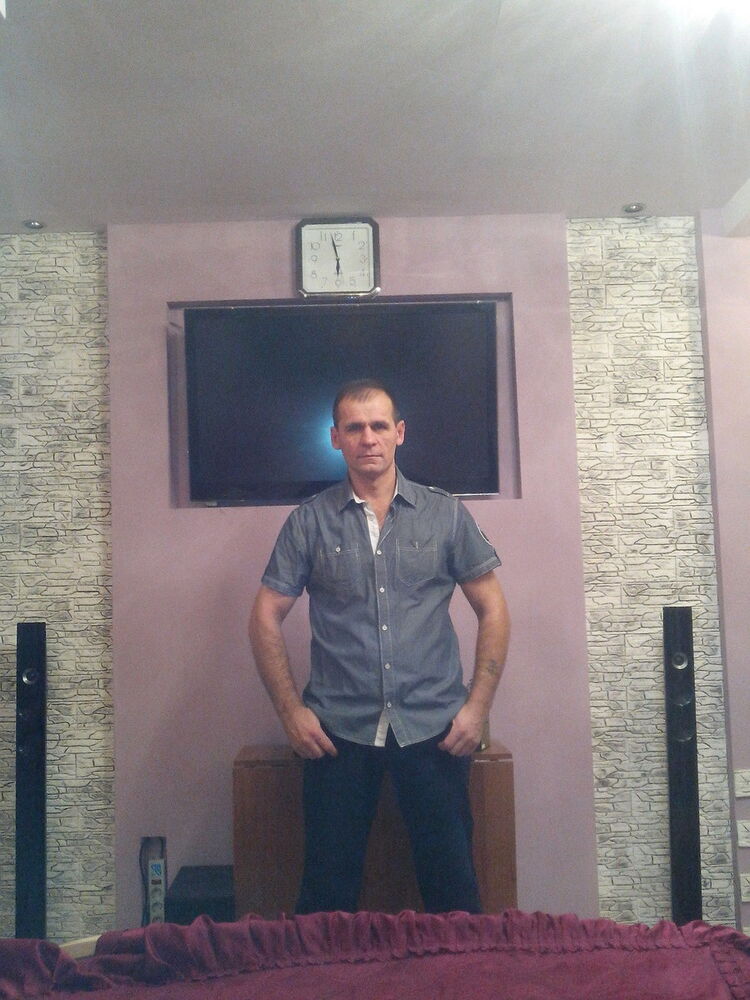  6042311  Andrei, 60 ,    