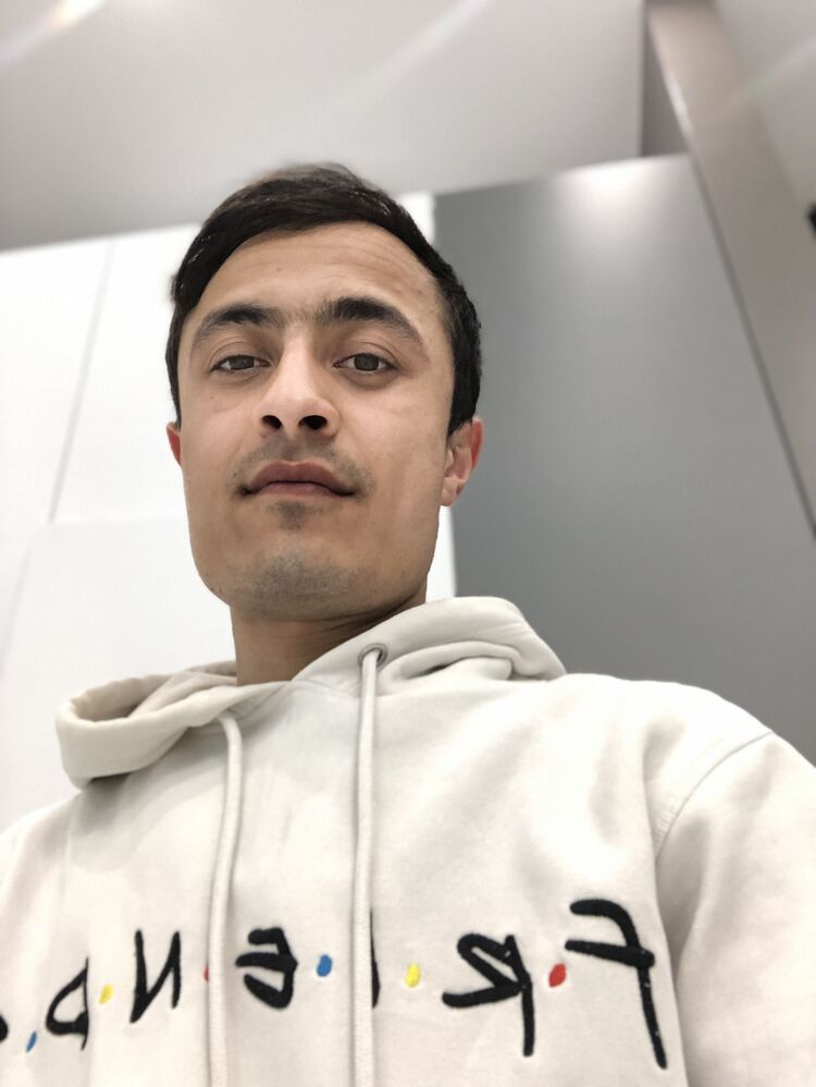  44245451  Diyorbek, 24 ,     