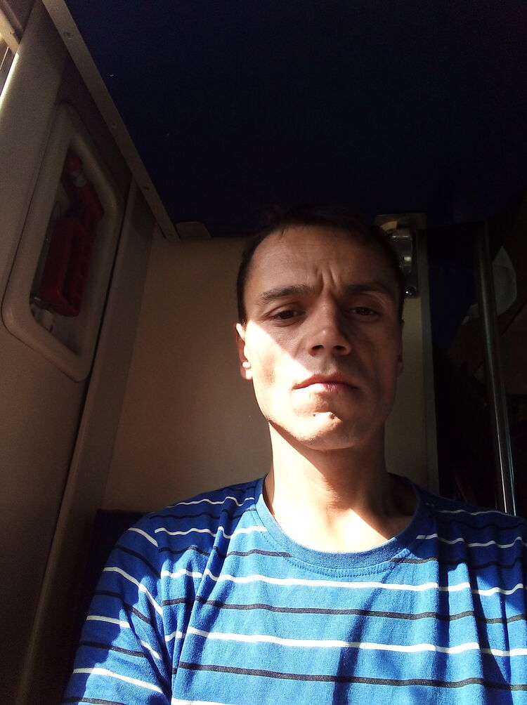 37985721  , 34 ,    