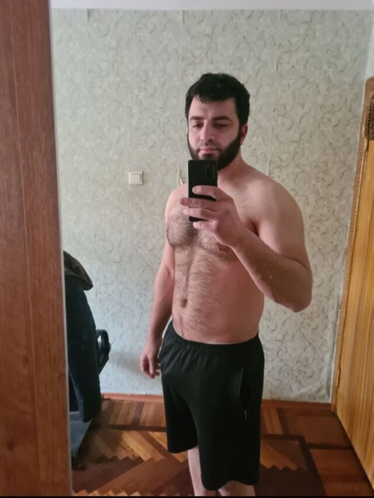  49699051  , 28 ,    
