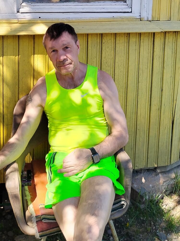  44585491  Sergey, 58 ,    