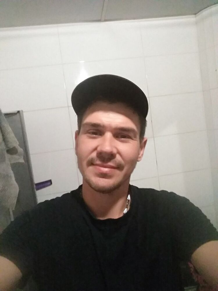  16587751  Yras, 39 ,    