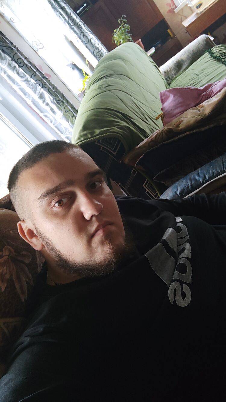  30629961  , 27 ,    