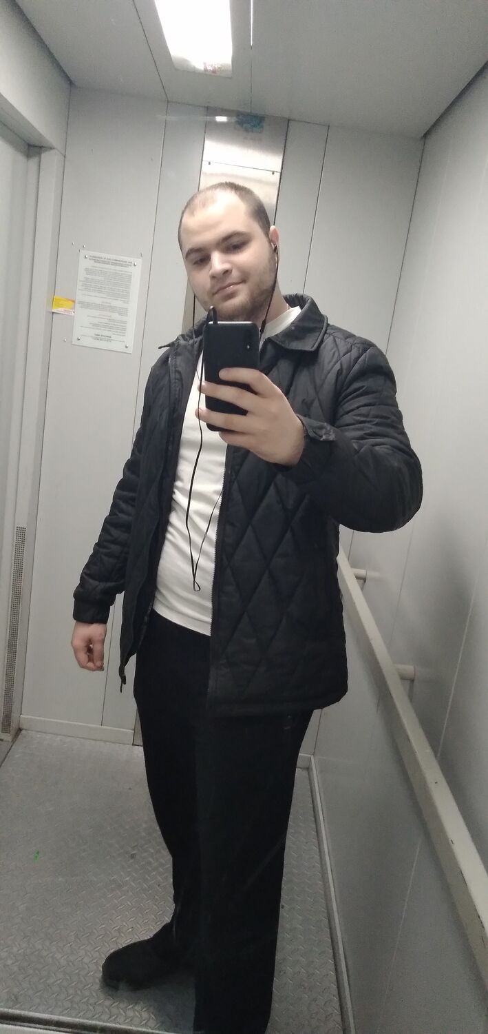 52917761  , 29 ,    