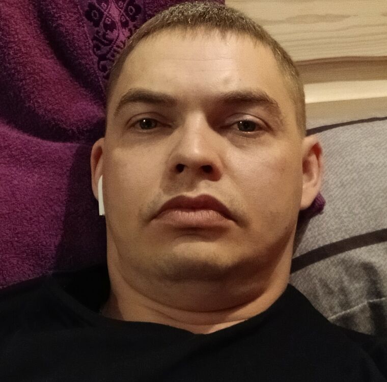  49559351  , 37 ,    