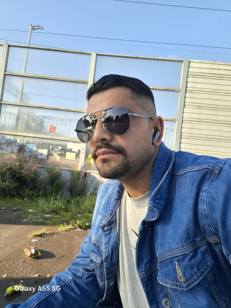  48188441  Mahmut, 33 ,    -