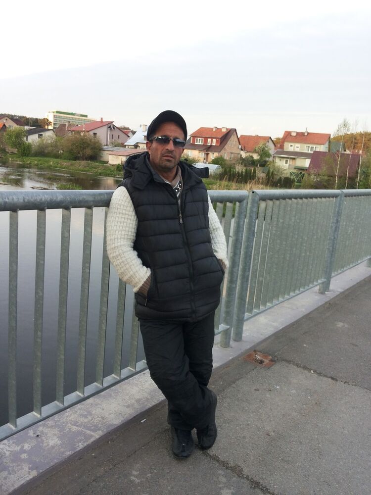  16045561  Mamed, 51 ,    