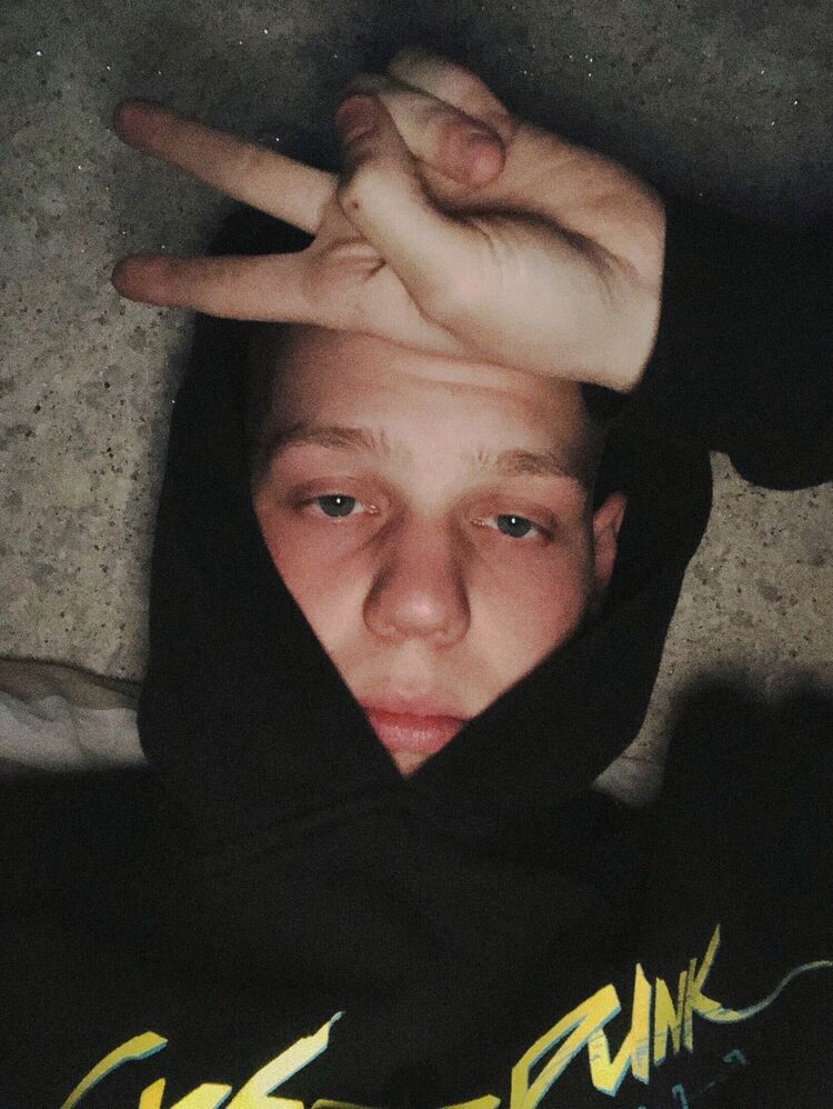 ���� 43698831 ����� ������, 24 ����, ���� ���������� � ������