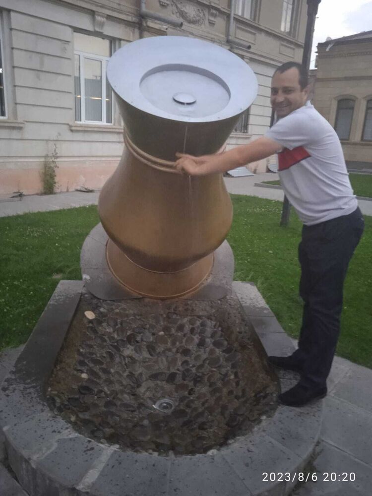  ,   Edvard, 40 ,   ,   , c 